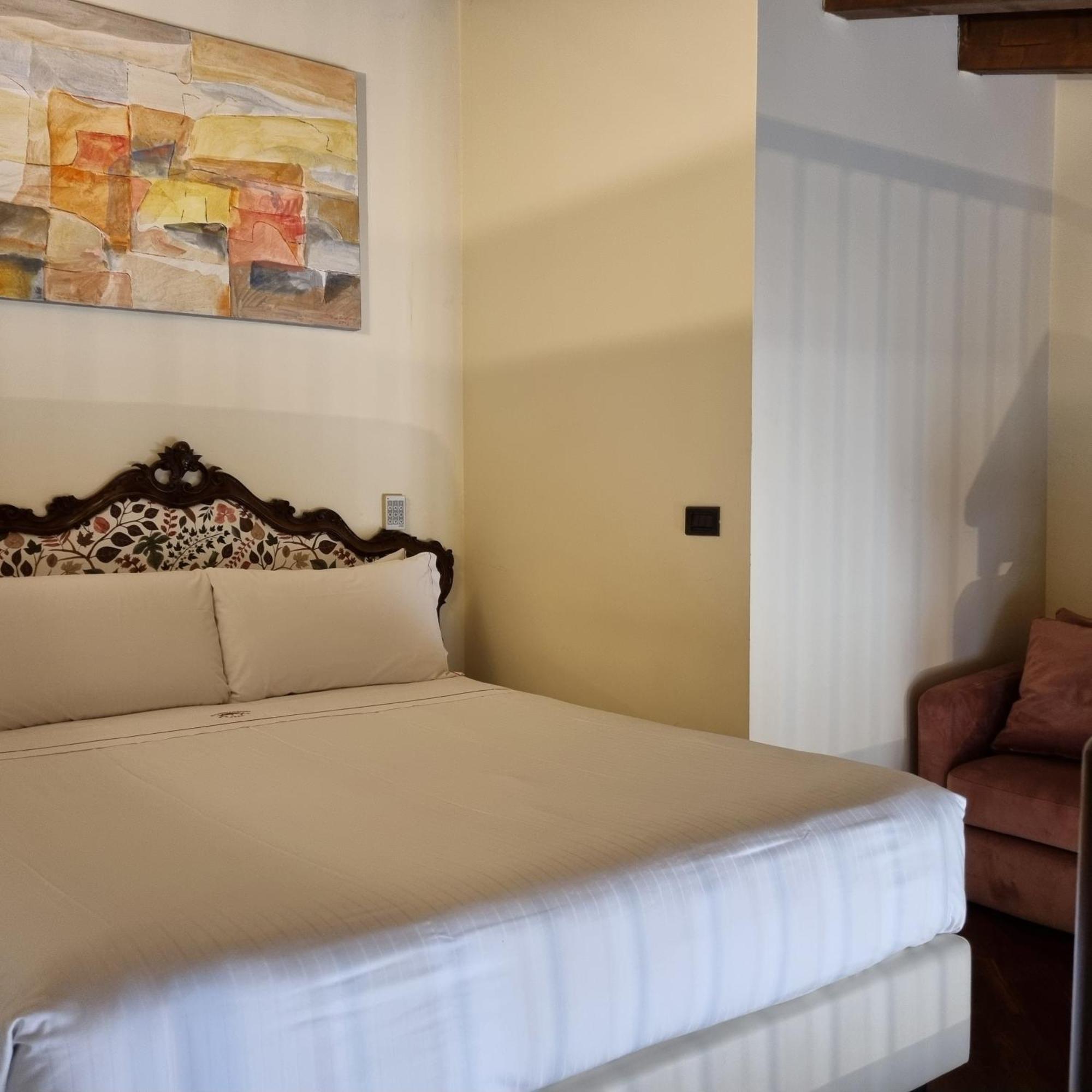 Phi Hotel Bologna Apartments Eksteriør billede
